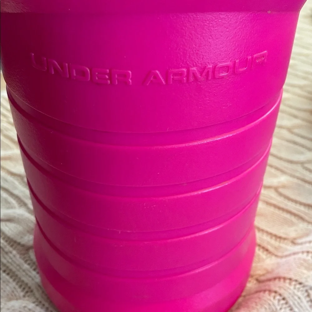 Under Armour Thermos pink screw lid hanging handle sports locking flip spout